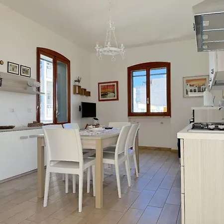 Demetra N- Baia Apartment *